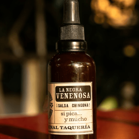 Imagen de La negra venenosa